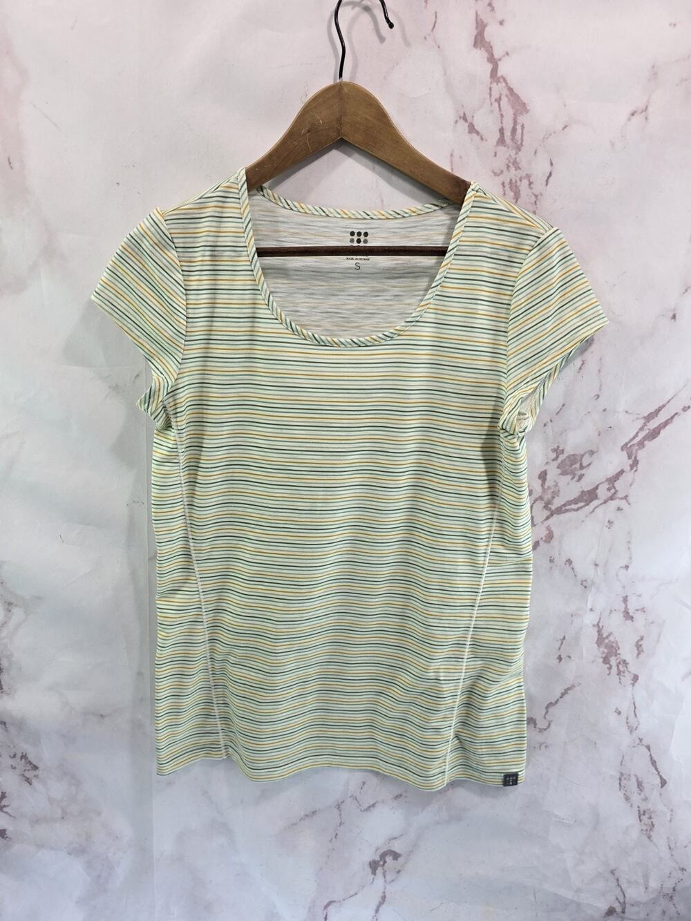 Title Nine Shirt Womens Small Green Yellow Striped Short Sleeve Tee T Scoop